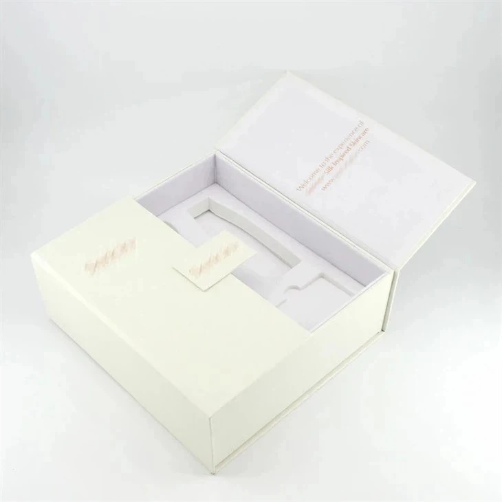 Folio Cosmetic Packaging Box Folio Cosmetic Packaging Box